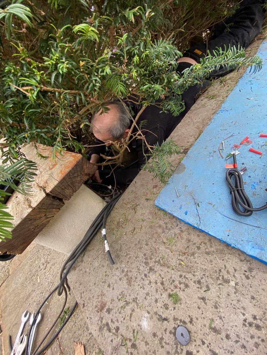 Tricky working conditions during fault-finding