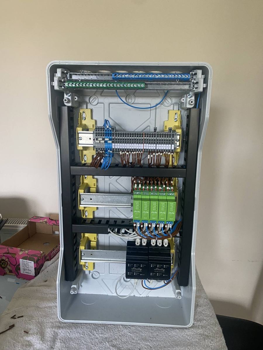 Finished automation rack detail