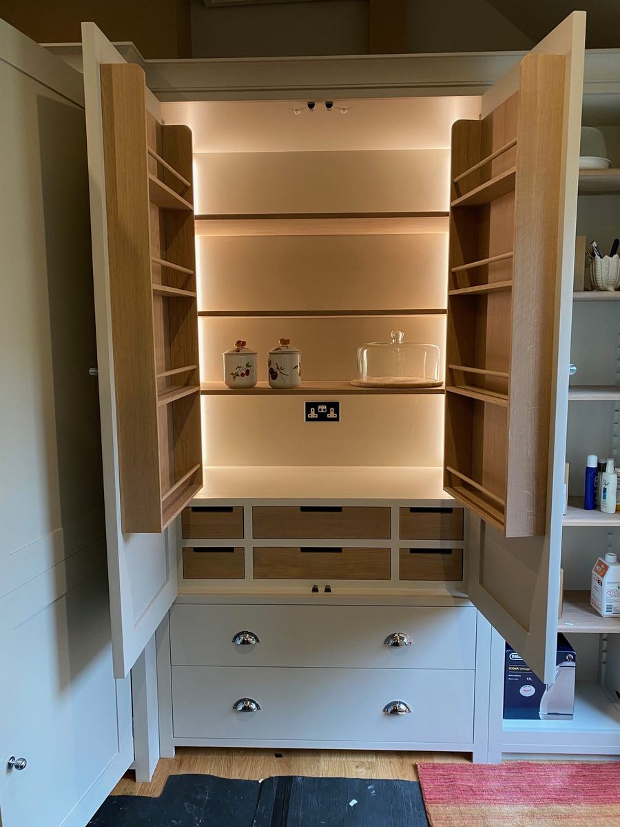 Larder unit lighting installation